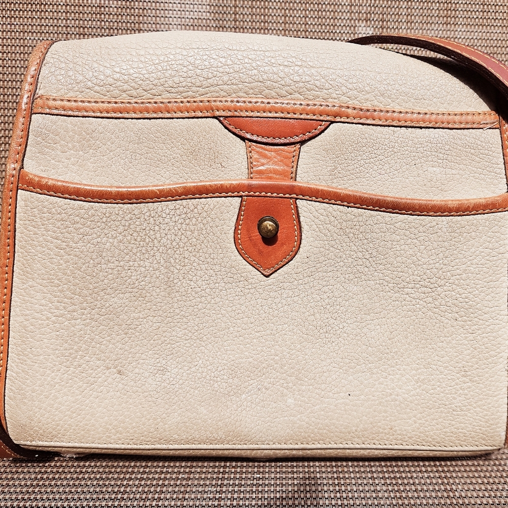 Vintage Dooney & Bourke AWL Essex Bag